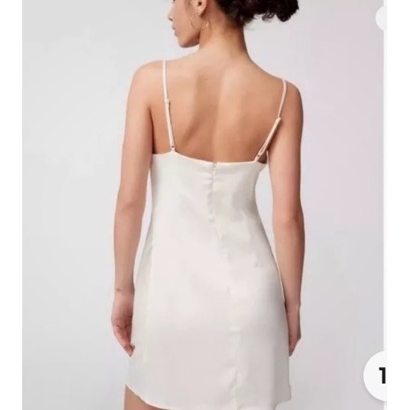Urban Outfitters Mallory Cowl Neck Slip Dress White Sz S Slinky Wedding 90s Insp - Picture 12 of 12